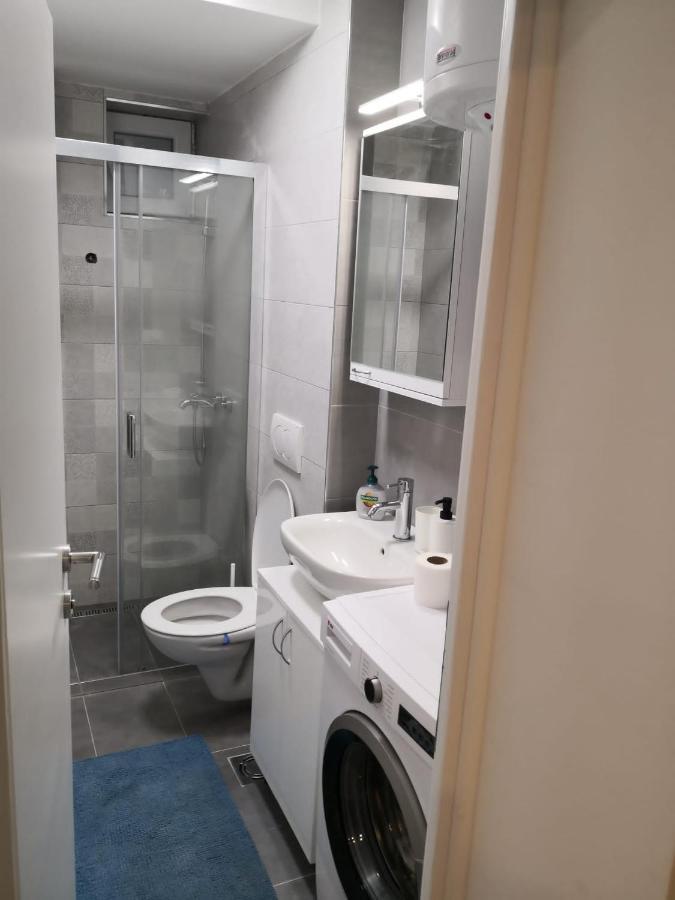 Bibi Zahumska Apartman Belgrade Luaran gambar