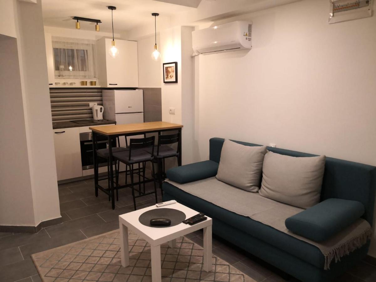 Bibi Zahumska Apartman Belgrade Luaran gambar